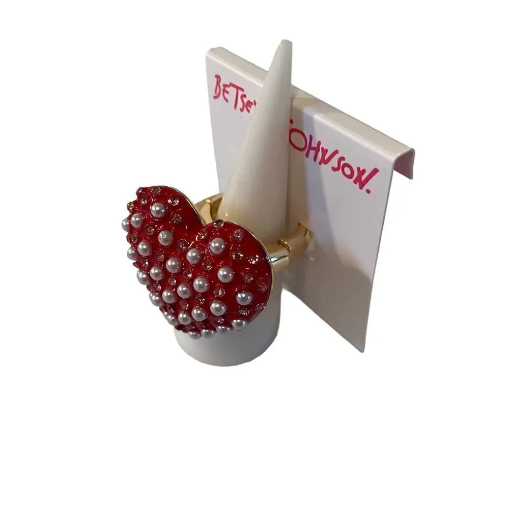 Adorable Big Red Heart & Faux Pearl Statement Stretch Ring.